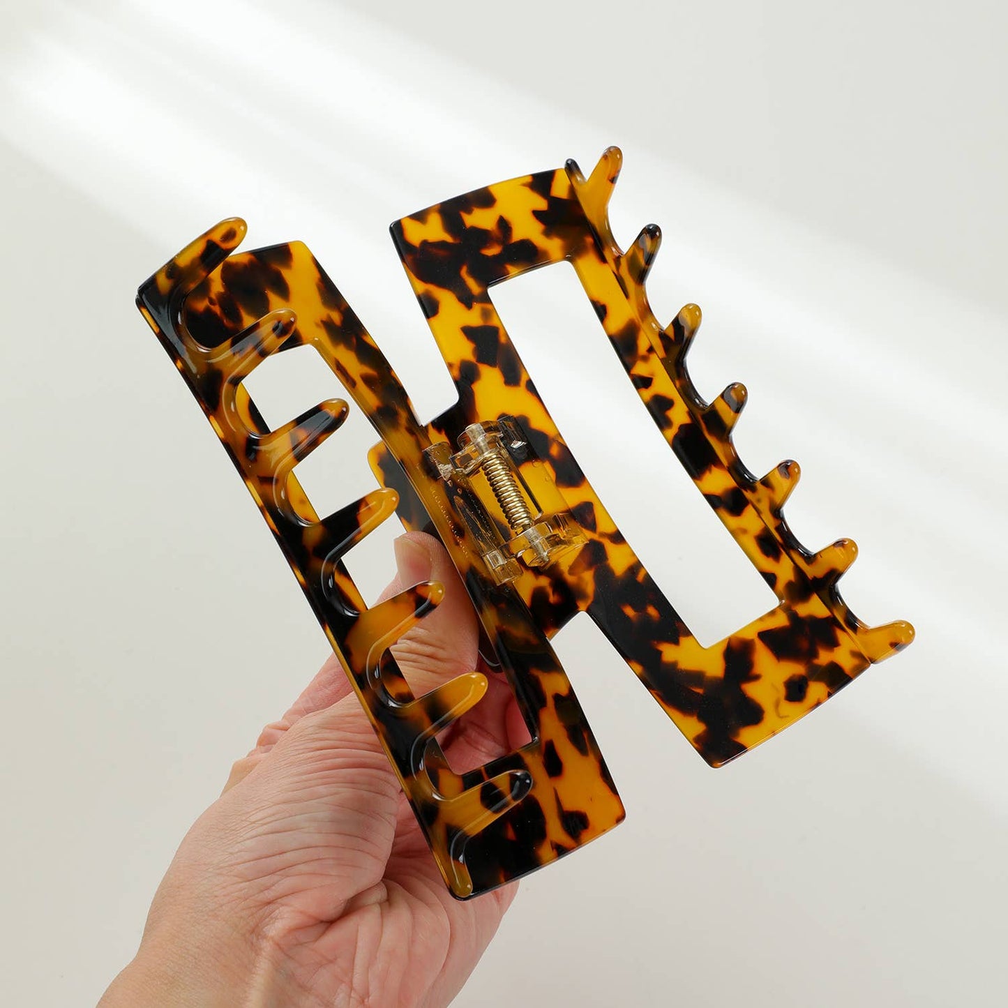 Luna Mega Core | Classic Mega Rectangle Claw Clip