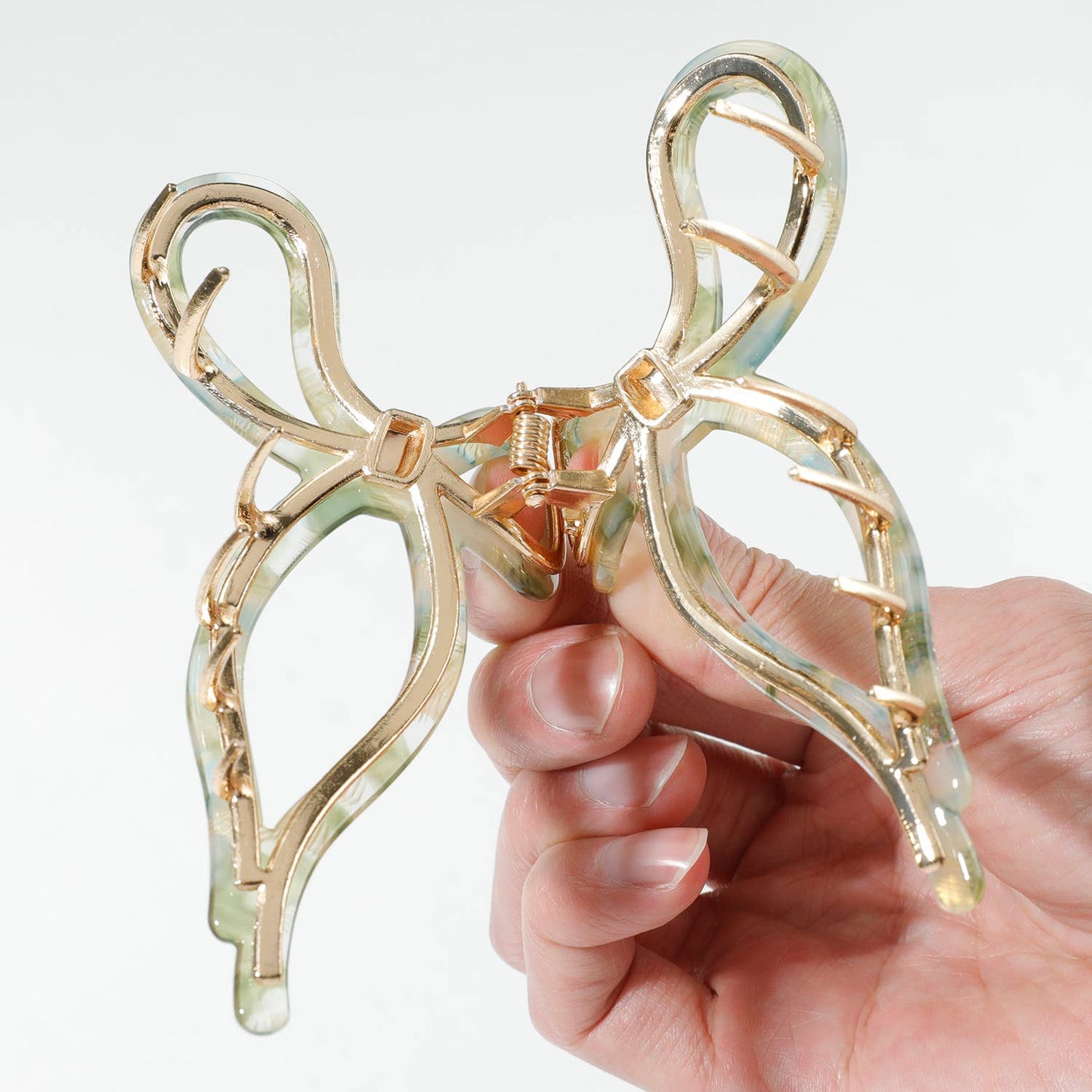 Sabrina Large Ribbon Metal Bow Claw Clip