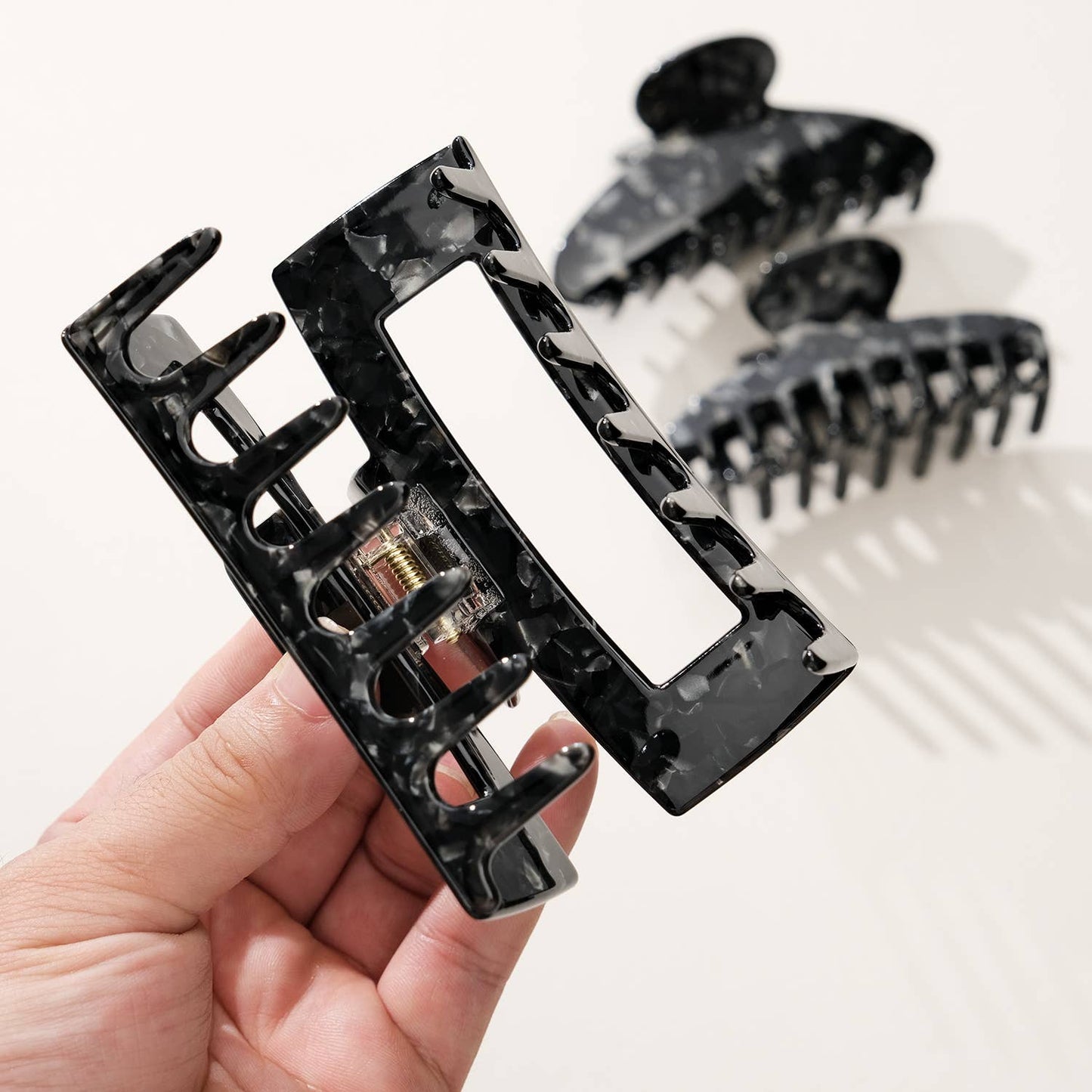 Onyx | Assorted Large Claw Clips