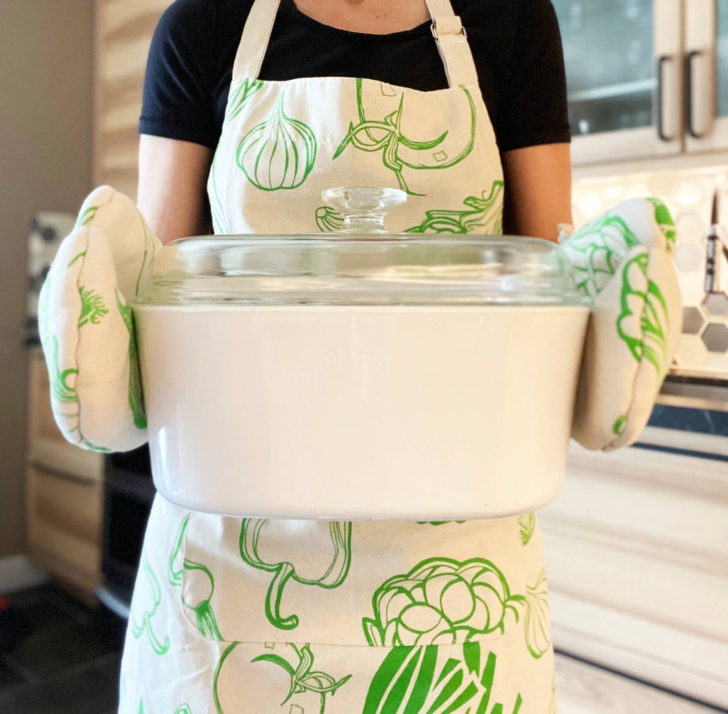 Natural Cotton Oven Mitts - Vegetable Pattern
