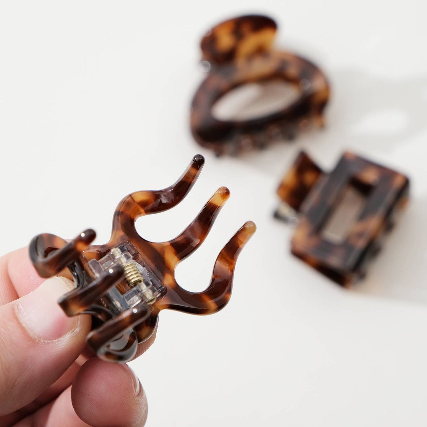 Deep Tortoise Mini | Assorted Mini Claw Clips