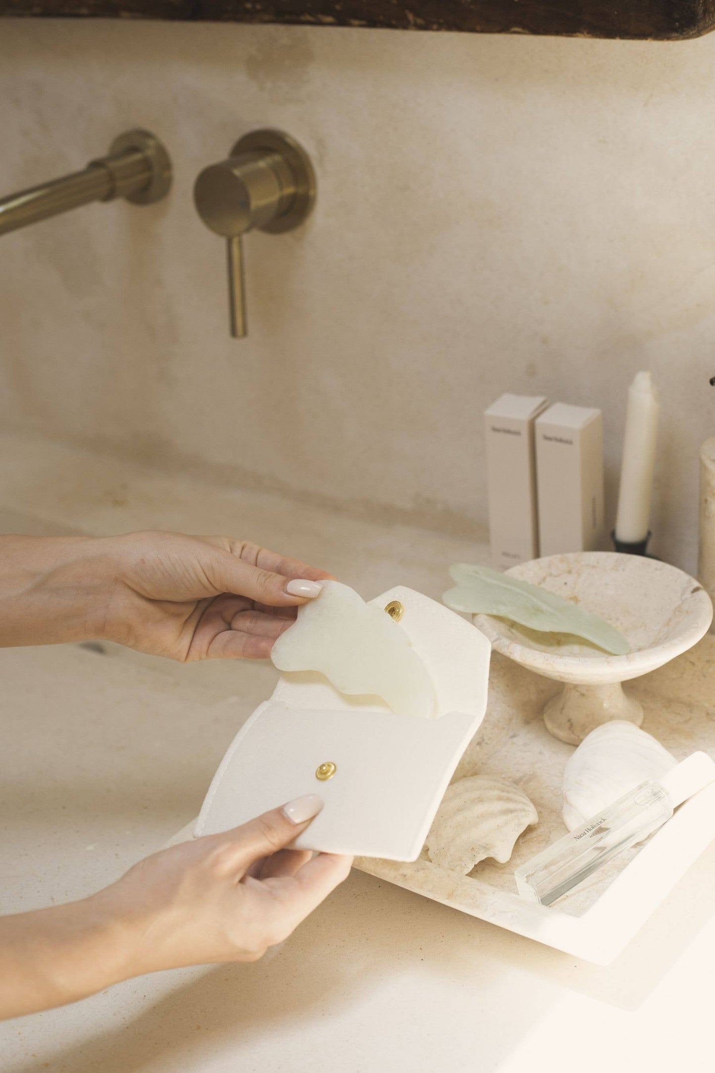 Best-Selling Jade Stone Gua Sha Tool