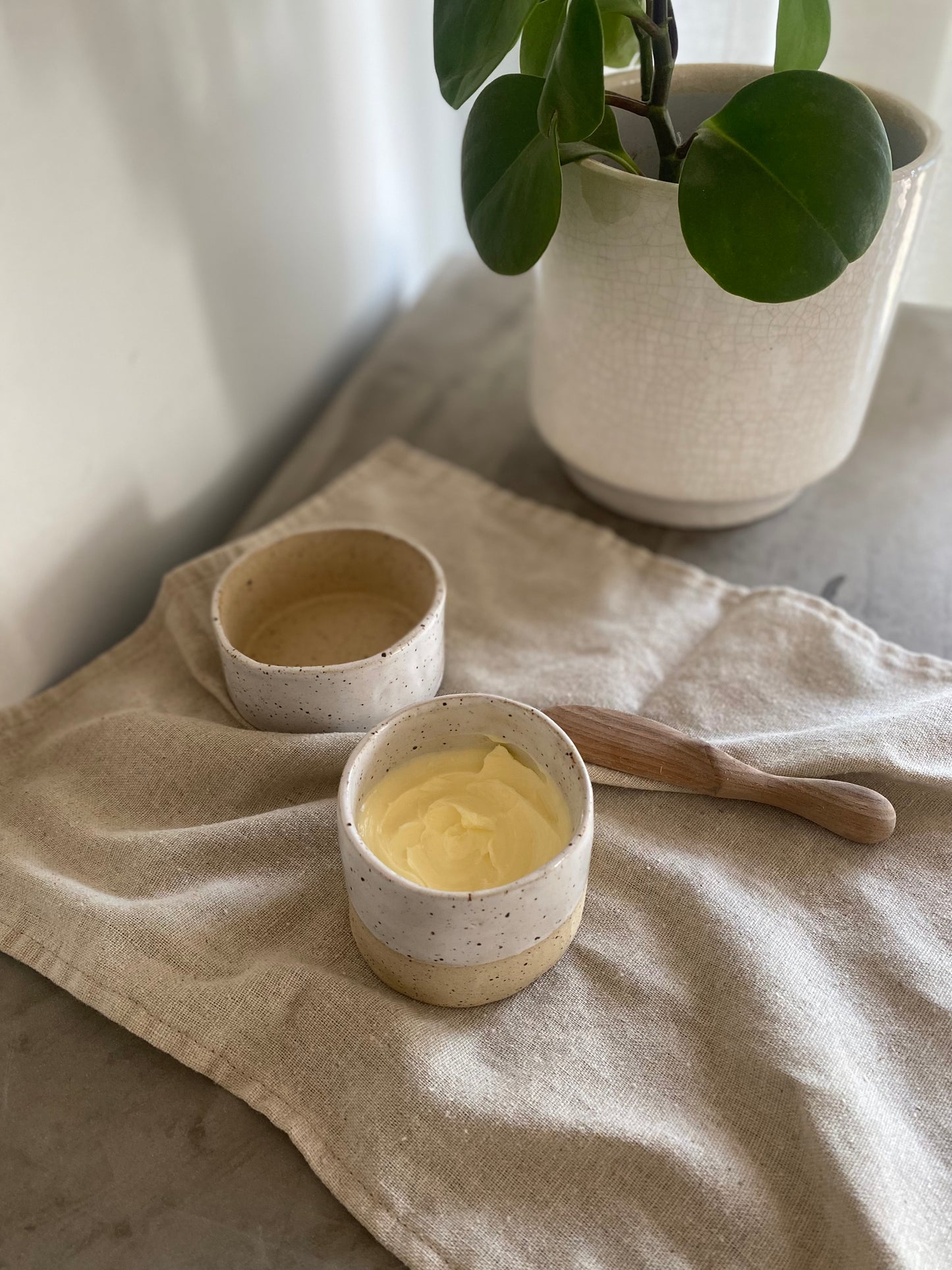 Butter Dish with Lid