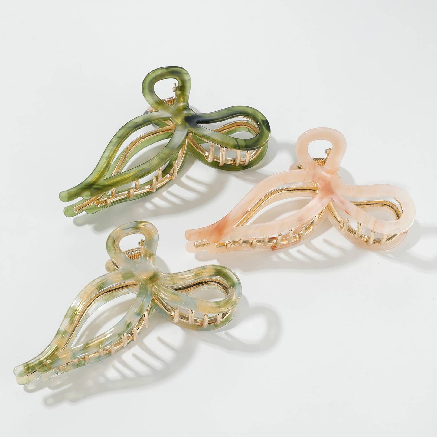 Sabrina Large Ribbon Metal Bow Claw Clip