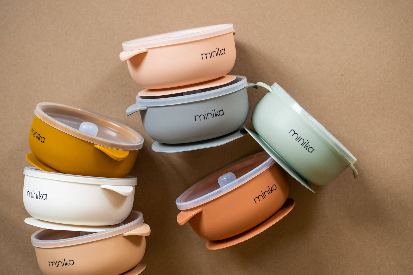 Silicone bowl with lid - Blush