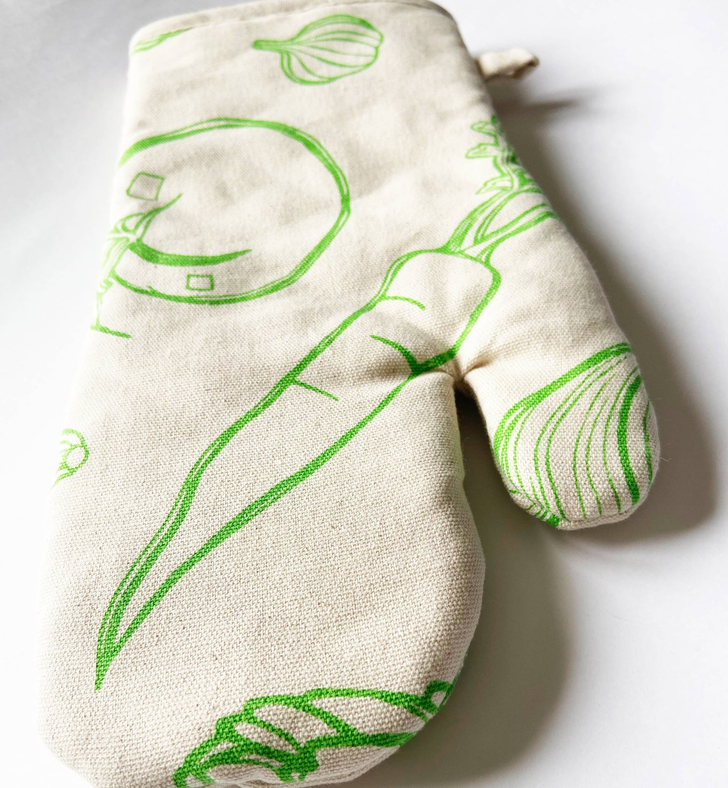 Natural Cotton Oven Mitts - Vegetable Pattern