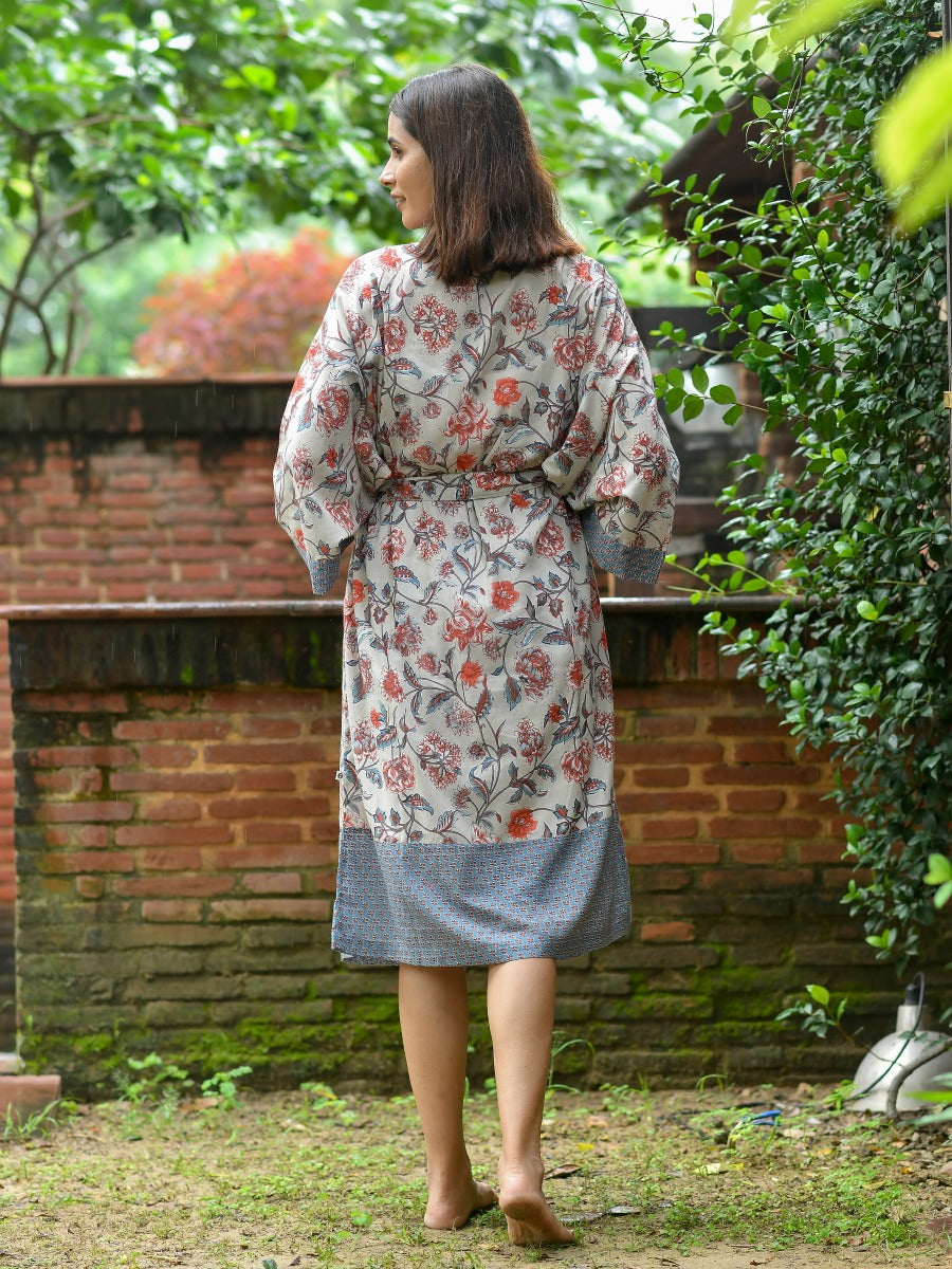 Florentino Latte Kimono