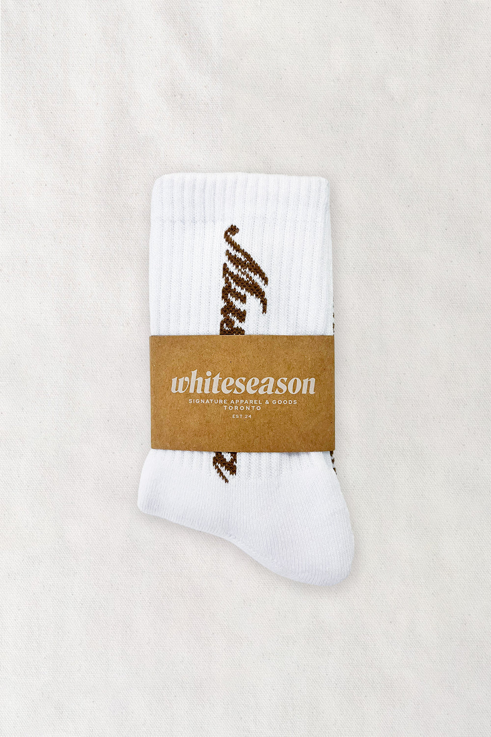 Muskoka Evergreen Love White Script Crew