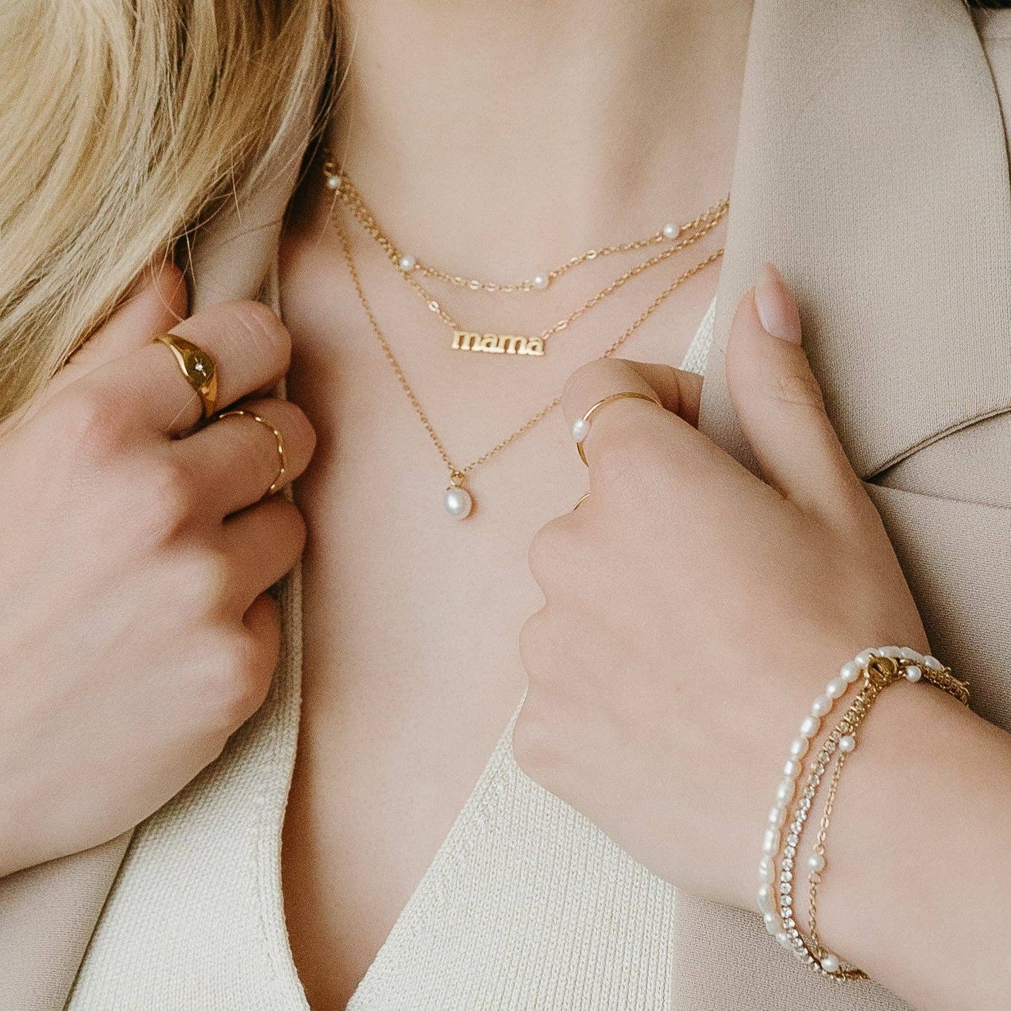 Mama Necklace