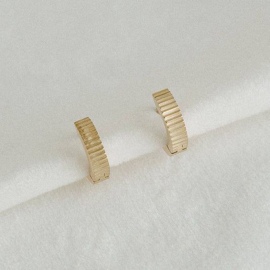 Aria Hoops