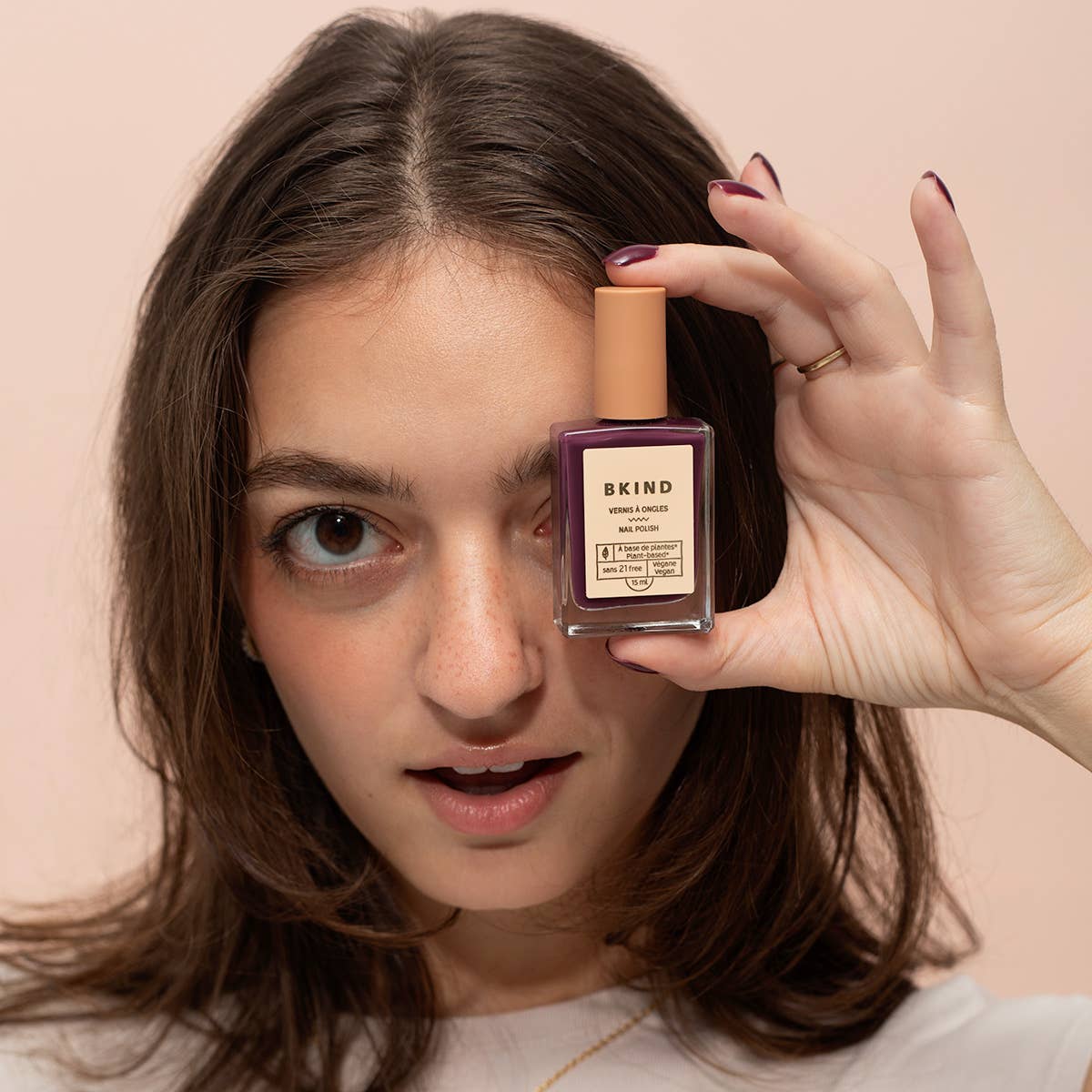 Vegan & 21-free Nail Polish - Su'a brosse