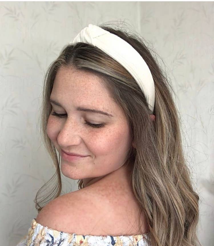 Vanilla Ribbed Knotted Headband