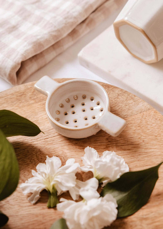The Infusion Nest – Ceramic Tea Strainer