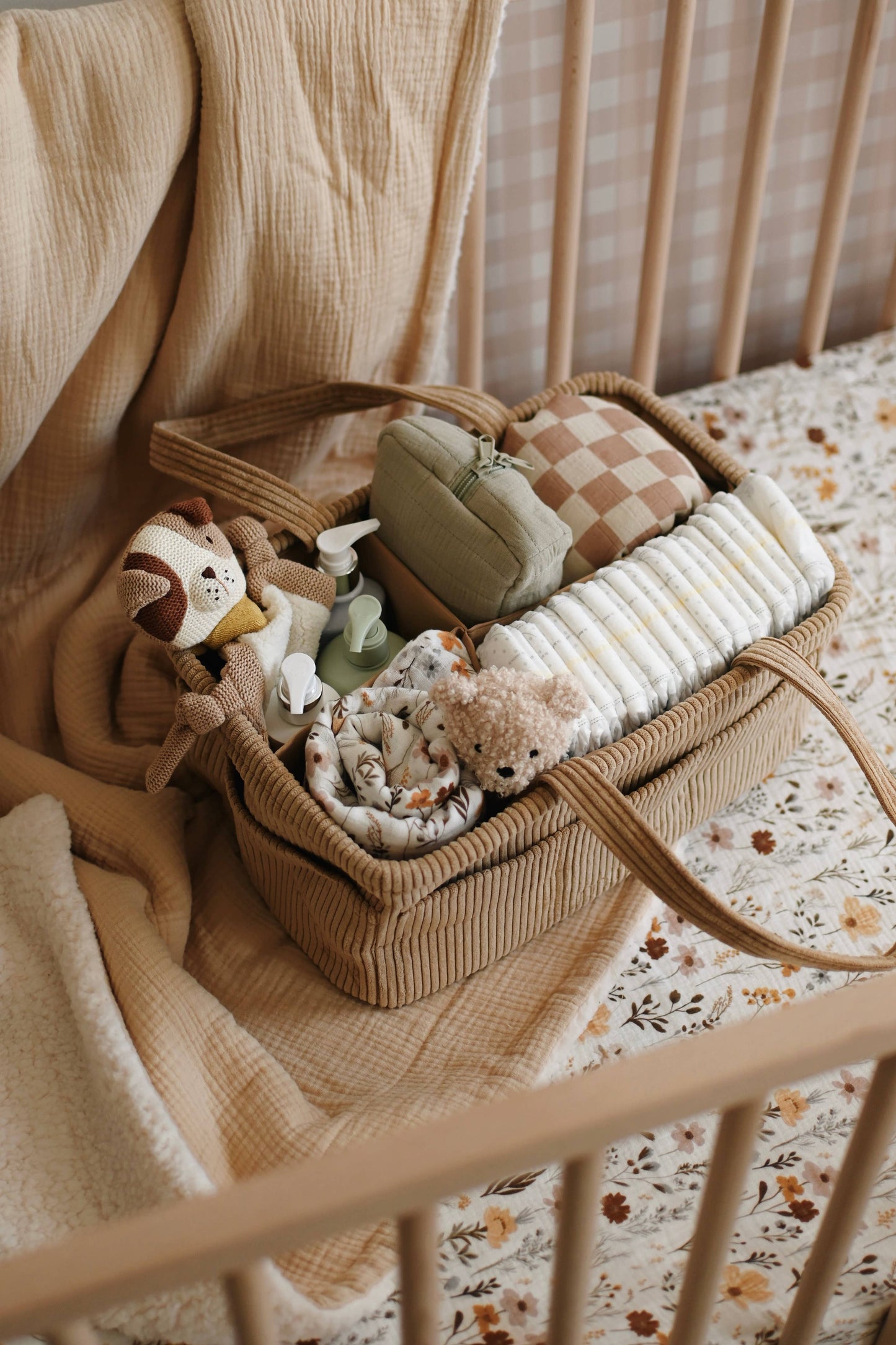 Diaper caddy - Almond