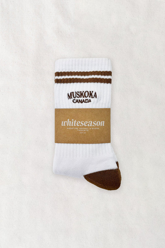 Muskoka Evergreen Love Embroidered White/Brown Crew