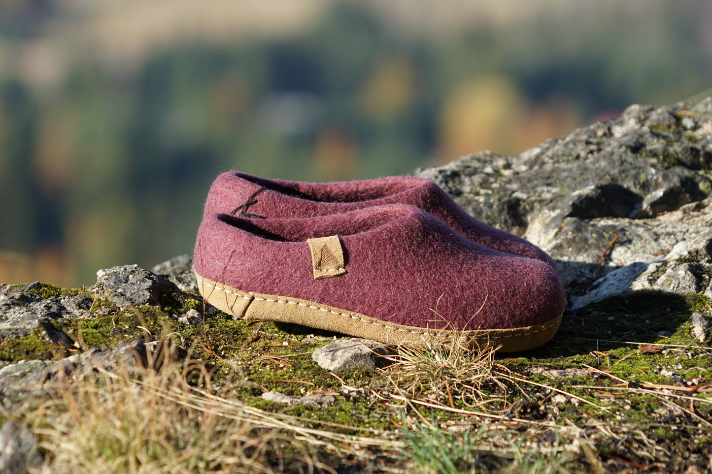 The Cottager Slippers - Eggplant
