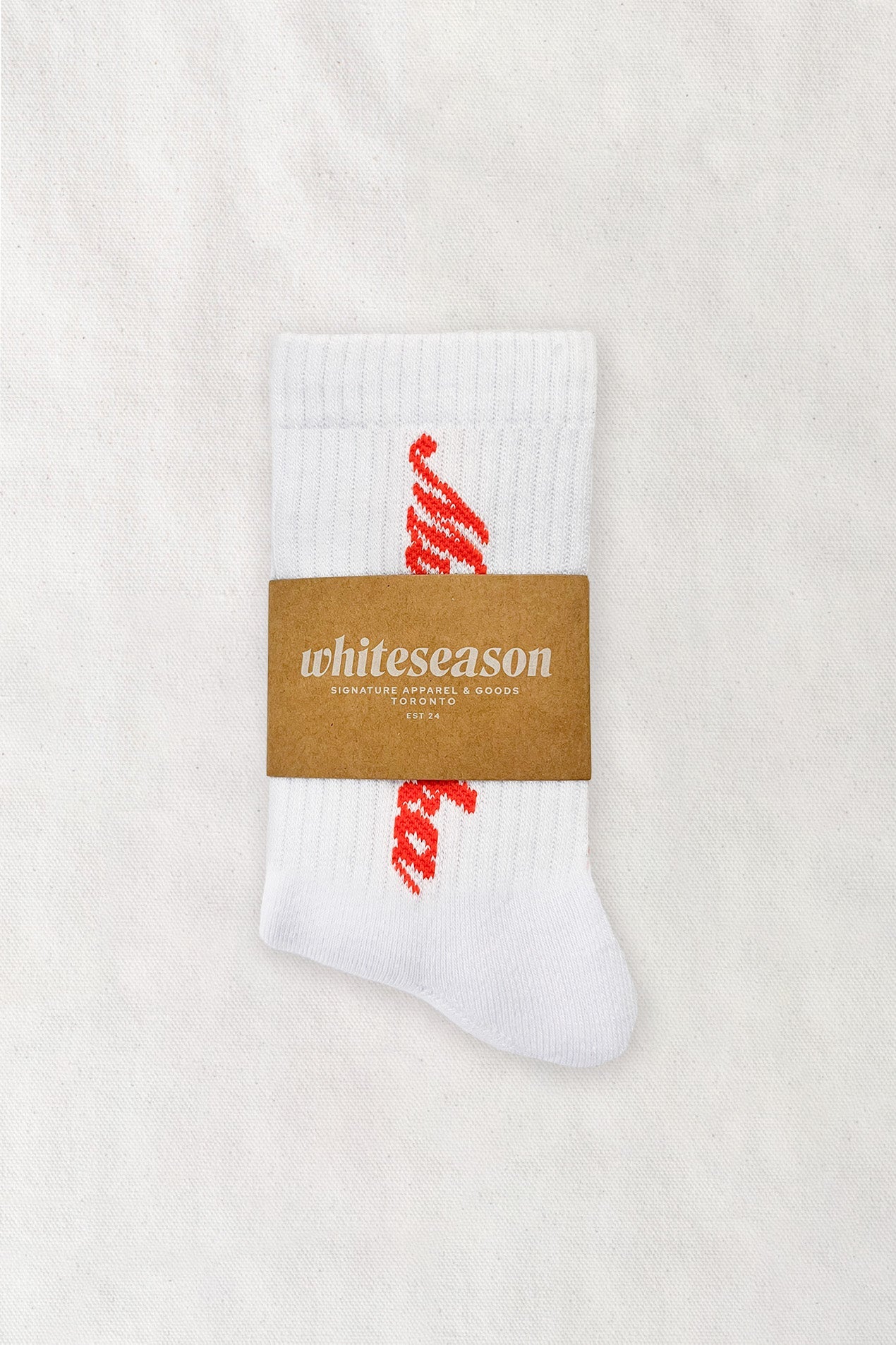 Muskoka Evergreen Love White Script Crew - Red